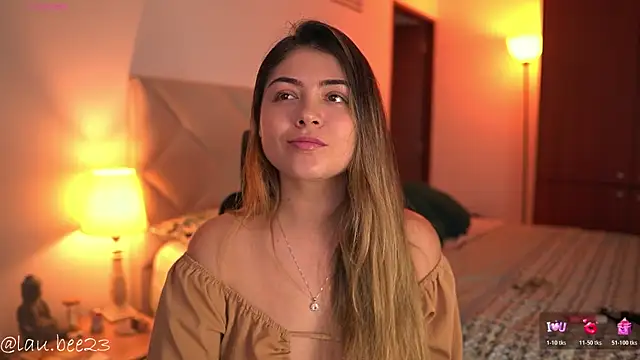 Lau_Bee: απευθείας συνομιλία ΧΧΧ