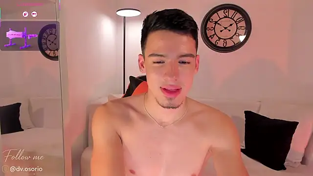 XXX chat uživo modela david_osoriox