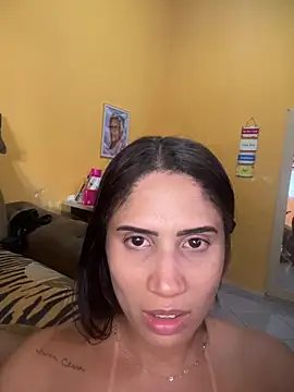 צ'אט XXX בשידור חי של kasalsecrets