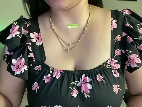Kanika_9_のライブXXXチャット