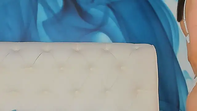 SkinnyDolly 라이브 XXX 채팅