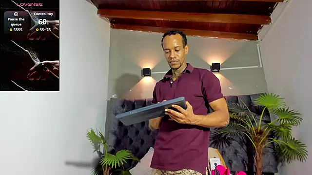 Salomon_koude Live XXX-Chat