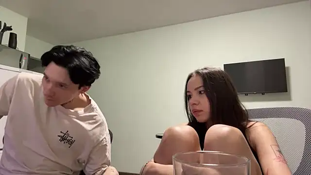 XXX chat uživo modela Frenchtamer