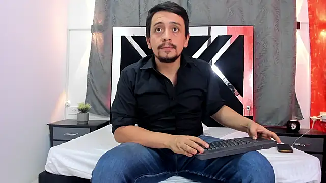 MikeBayers69n Live XXX chat