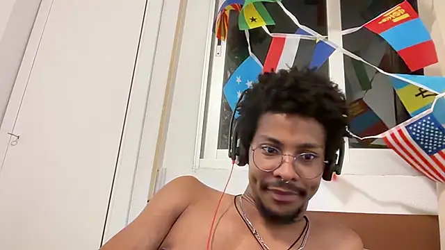 Chat +18 de HoleBreeder ao vivo