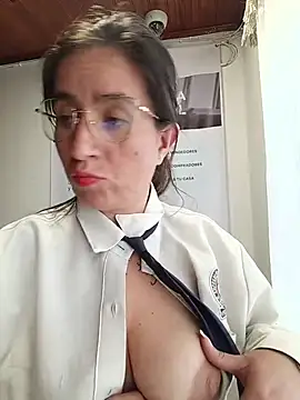 Chat XXX en directo de Valentina--1