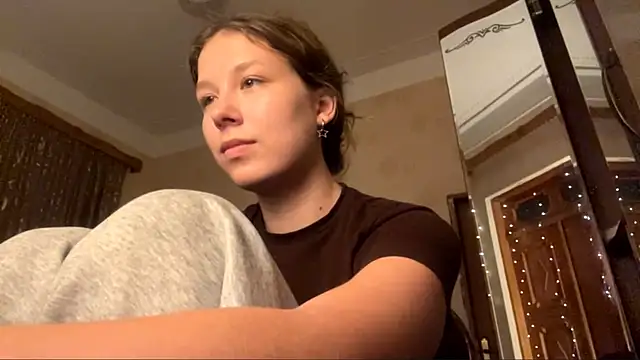 TarenOgilvie XXX чат на живо