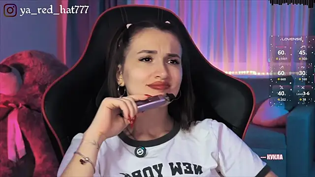-RED_HAT- Live XXX-Chat