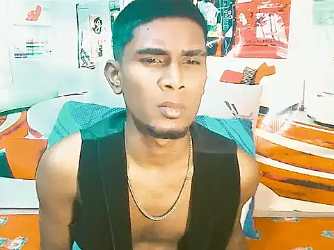 Chat XXX en directo de IndianThuggin