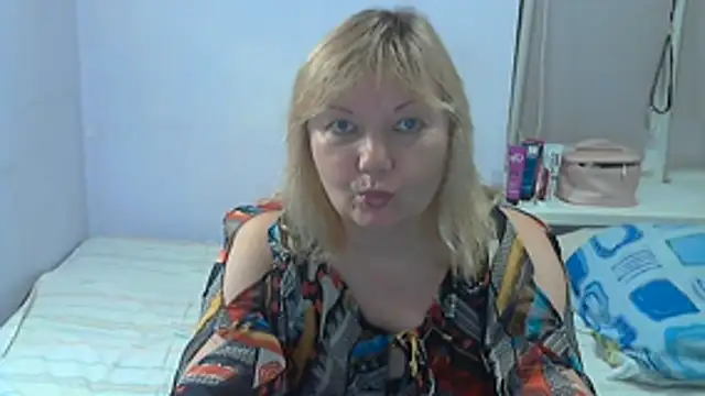Lusi-777's Live XXX Chat