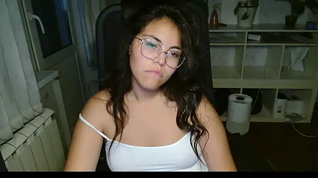Anda_here's Live XXX Chat