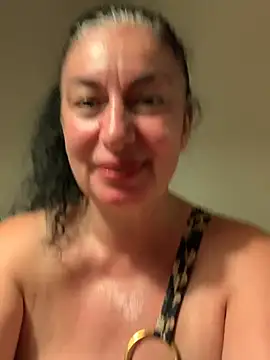 Lizzaa80 লাইভ XXX চ্যাট