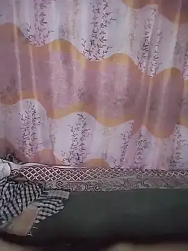 Priankaboudi XXX чат на живо