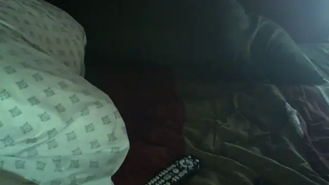 immikew1975's Live XXX Chat