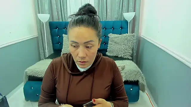 gaby_trent's Live XXX Chat