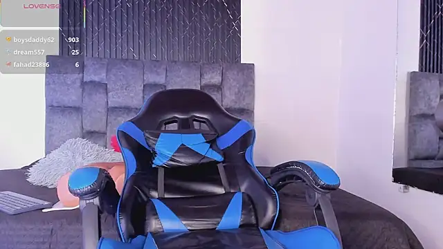 Alexxus_Smith élő XXX-chatje