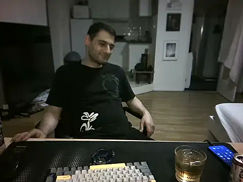 mihaimichael Chat XXX live