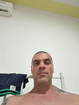 Chat +18 de SIRMASTERDOMINATORXXL ao vivo
