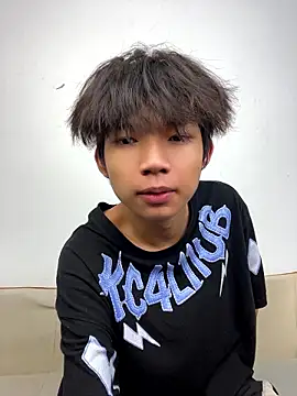 -OvO-'s Live XXX Chat