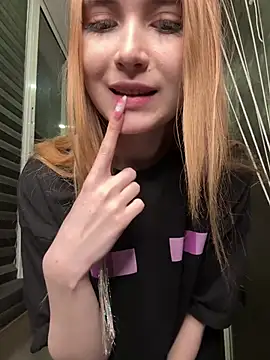 MarlboroWeb 라이브 XXX 채팅
