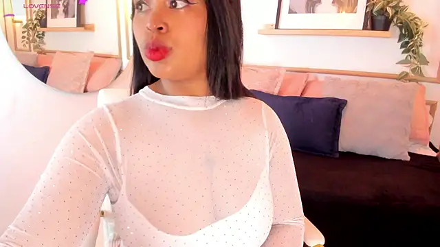 Bianca_DVarela élő XXX-chatje