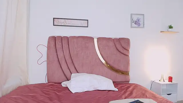 Maya369's Live XXX Chat