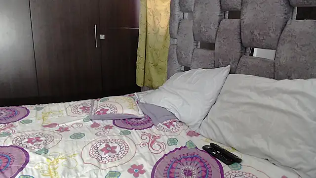Czat XXX na żywo – sara_hott_1