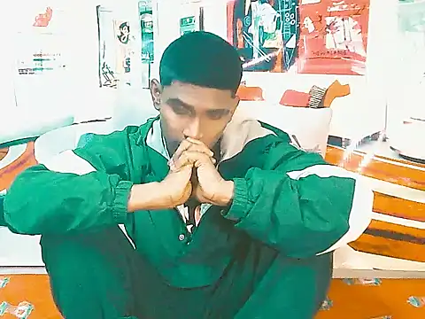 IndianThugginのライブXXXチャット