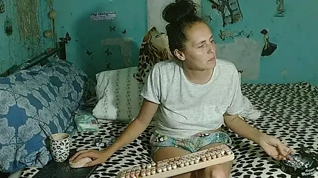 دردشة brighteyes77 الجنسية المباشرة