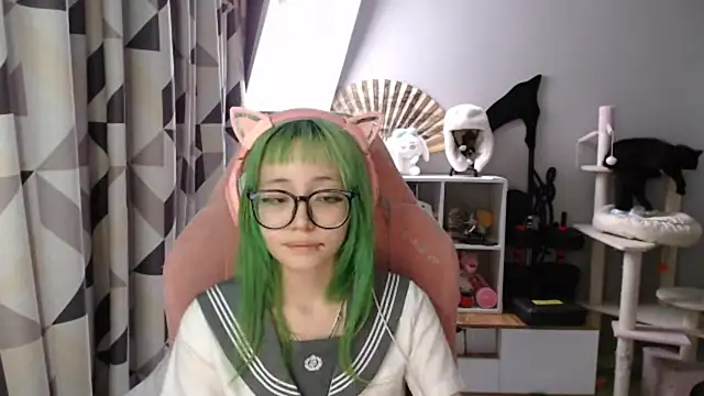 SaxonDibs XXX чат на живо