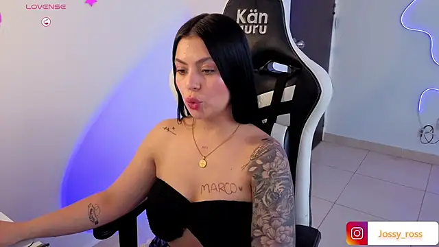 Victoryyy_'s Live XXX Chat