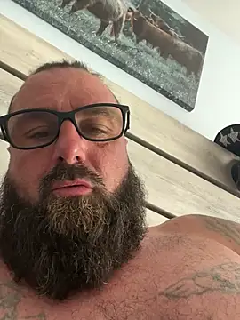alphareign85 Chat XXX live