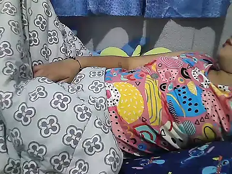 leamorena – Naživo XXX chat