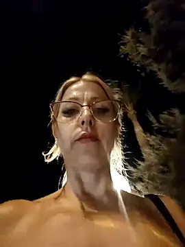 Manuerlaruby Chat XXX live