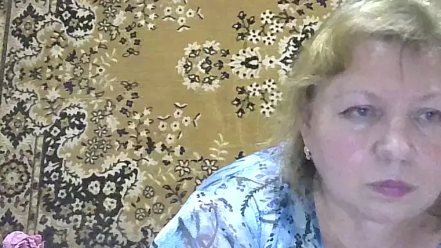 Chat +18 de LediMelissa ao vivo