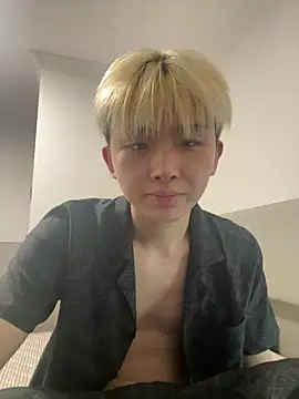 Dddd-6666's Live XXX Chat