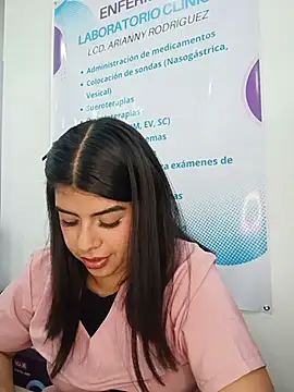 SOFIA-11_ লাইভ XXX চ্যাট