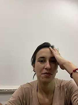 pili6263 XXX чат на живо