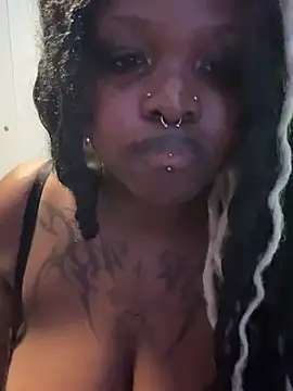 Chat +18 de vampbimbodoll ao vivo