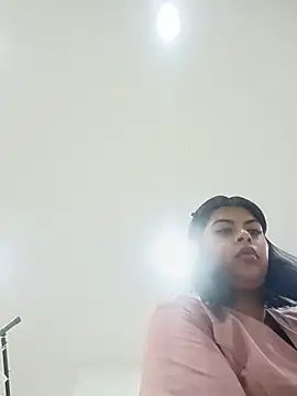 Chat +18 de SOFIA-11_ ao vivo