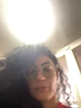 Koral369 Adlı Modelin Canlı XXX Sohbeti
