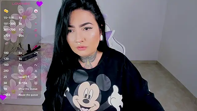 heeyy_kitty's Live XXX Chat
