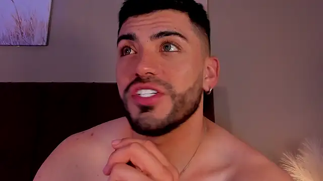 XXX chat uživo modela Alexander_Diazz