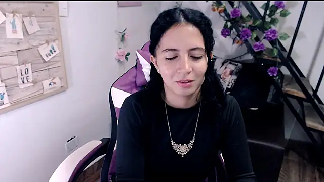 Chat XXX en directo de samantha_baby_