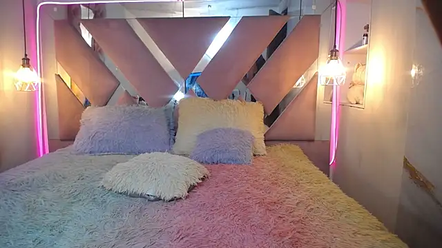 Chat XXX en directo de Princessa-charlotte