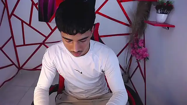 oliver-parker's Live XXX Chat