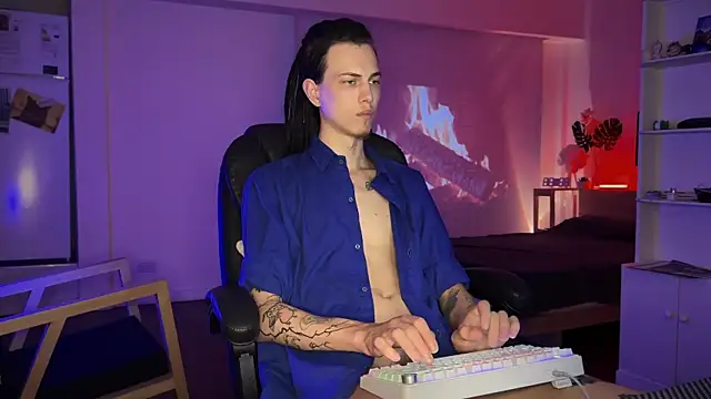 Den_BlueXx élő XXX-chatje