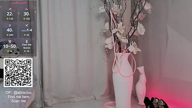 TinaAngel Chat XXX in diretta
