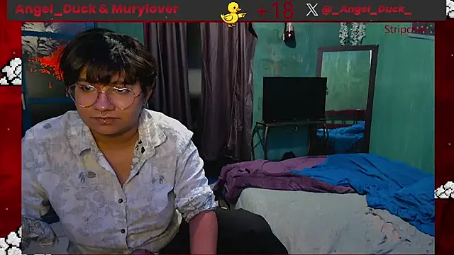XXX chat uživo modela Angel_Duck
