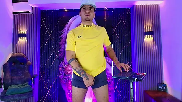 Iam_Josue-'s Live XXX Chat